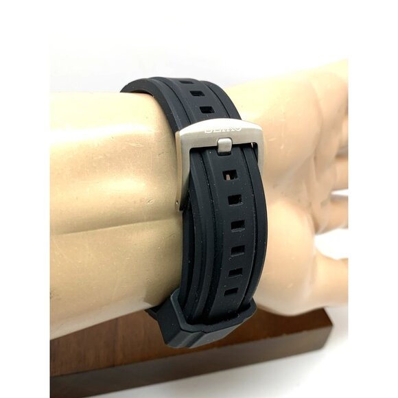 Seiko Men's Watch SSB347 Quartz Chronograph Black Dial Rubber Strap 44mm - Picture 11 of 15